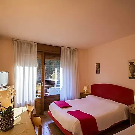 La Val Hotel Isolaccia